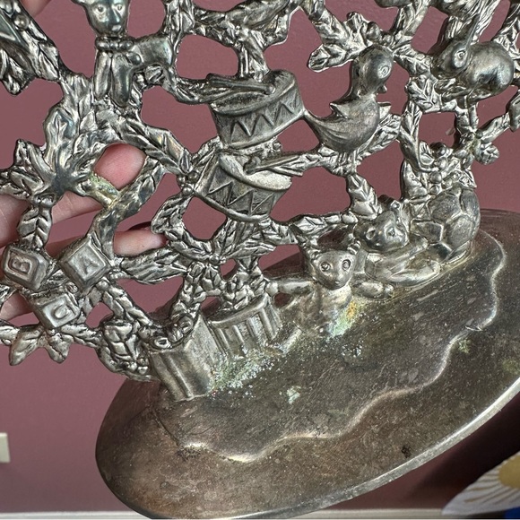 Vintage silver plate Christmas tree candle holder with ornament detail - Picture 7 of 9